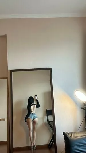 QiaoniuTT / qiaoniu_tt / 俏妞 nude photo #5727