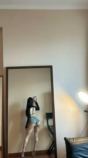 QiaoniuTT / qiaoniu_tt / 俏妞 nude photo #5741