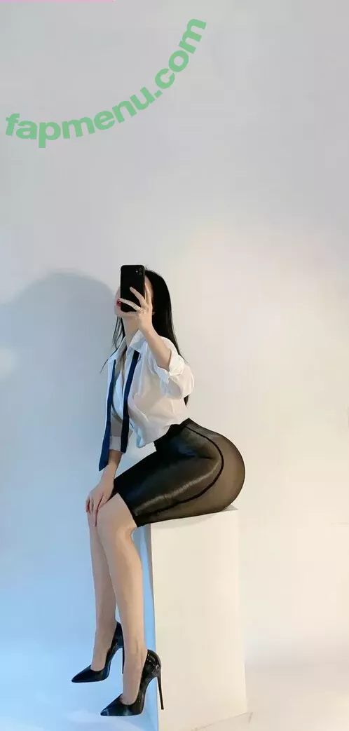QiaoniuTT nude photo #5061 (qiaoniu_tt / 俏妞)