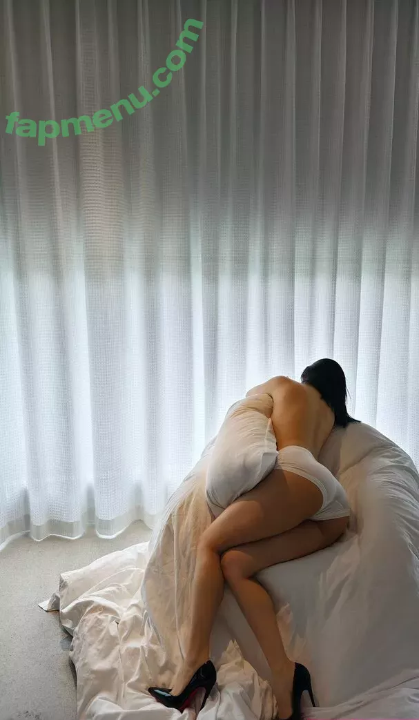 QiaoniuTT nude photo #5212 (qiaoniu_tt / 俏妞)