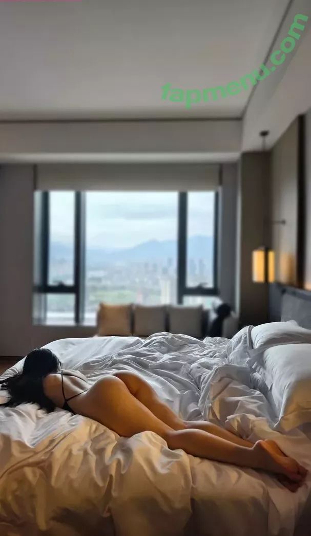 QiaoniuTT nude photo #5228 (qiaoniu_tt / 俏妞)