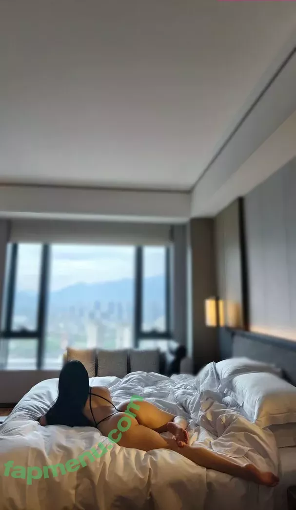 QiaoniuTT nude photo #5237 (qiaoniu_tt / 俏妞)
