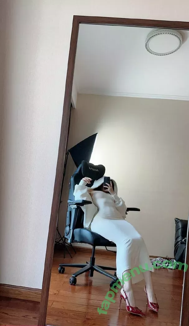 QiaoniuTT nude photo #5309 (Qiaoniu / 俏妞qiaoniu)