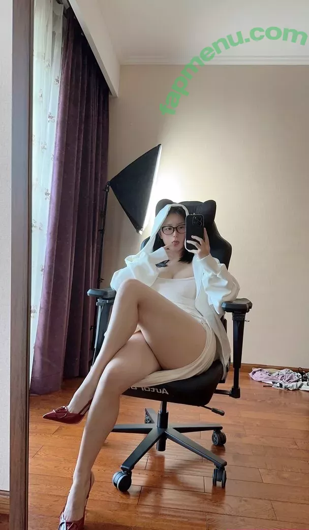 QiaoniuTT nude photo #5312 (Qiaoniu / 俏妞qiaoniu)