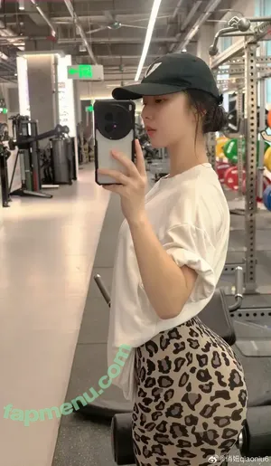 QiaoniuTT / 俏妞 nude photo #6846