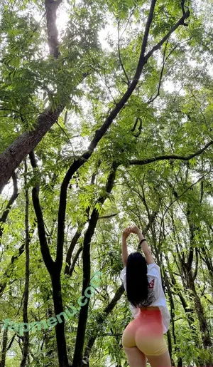 QiaoniuTT / 俏妞 nude photo #6910