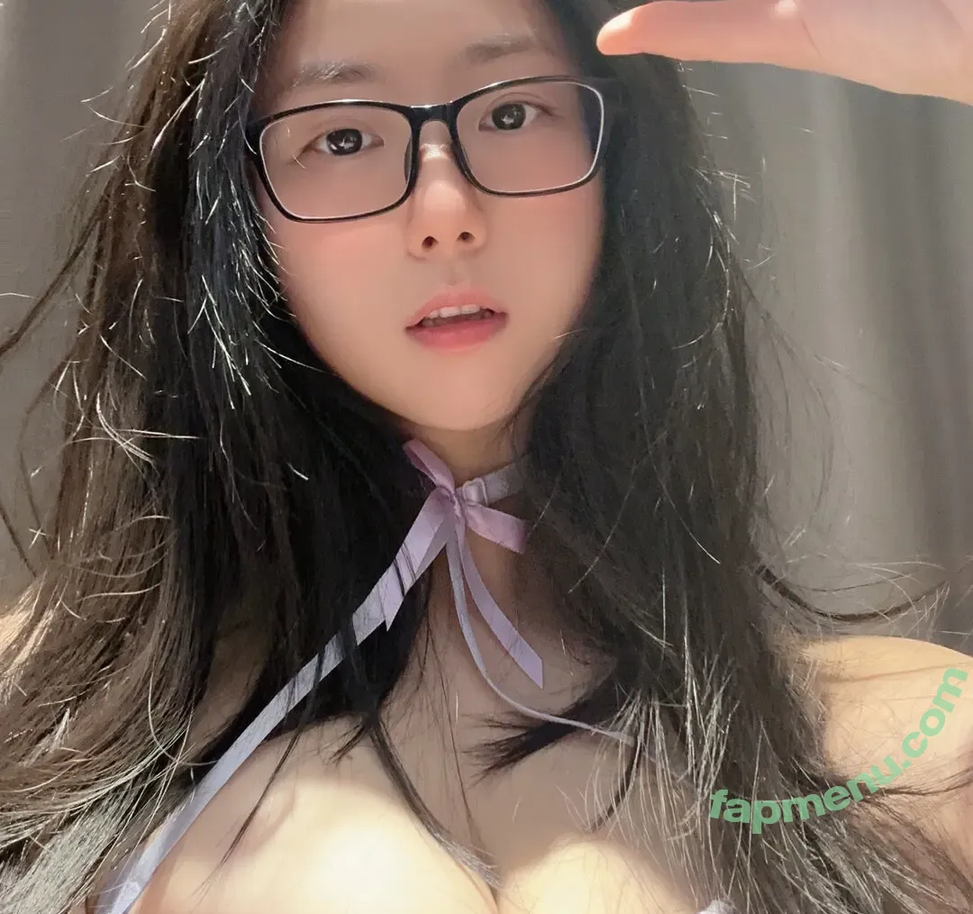 QiaoniuTT nude photo #6247 (qiaoniu_tt / 俏妞)