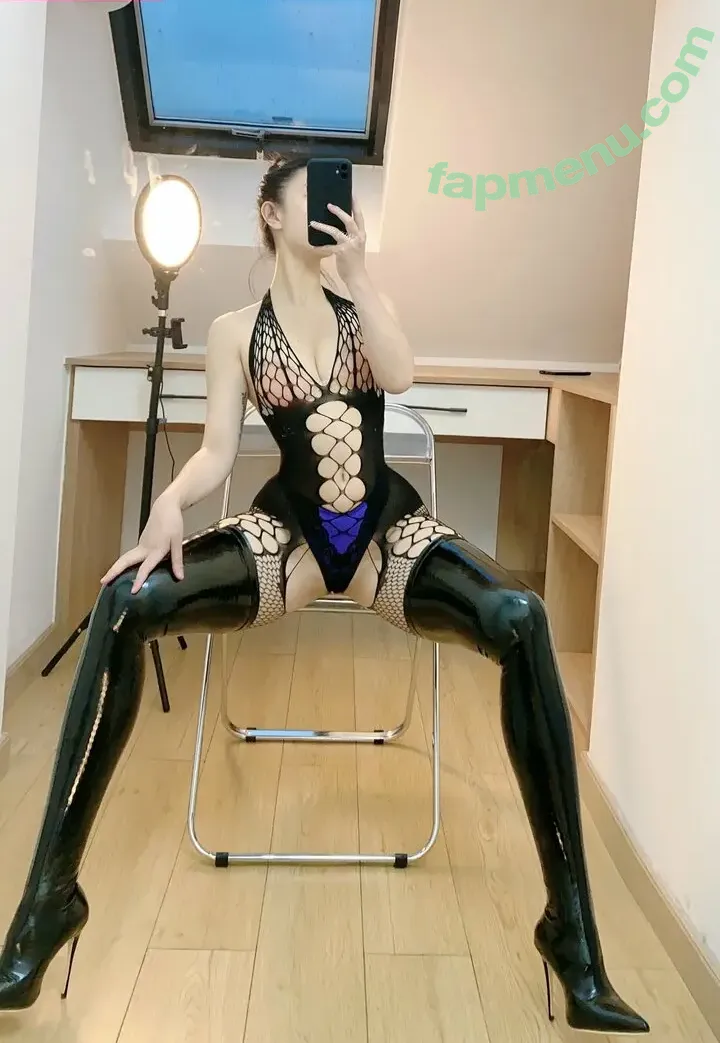 QiaoniuTT nude photo #6510 (qiaoniu_tt / 俏妞)