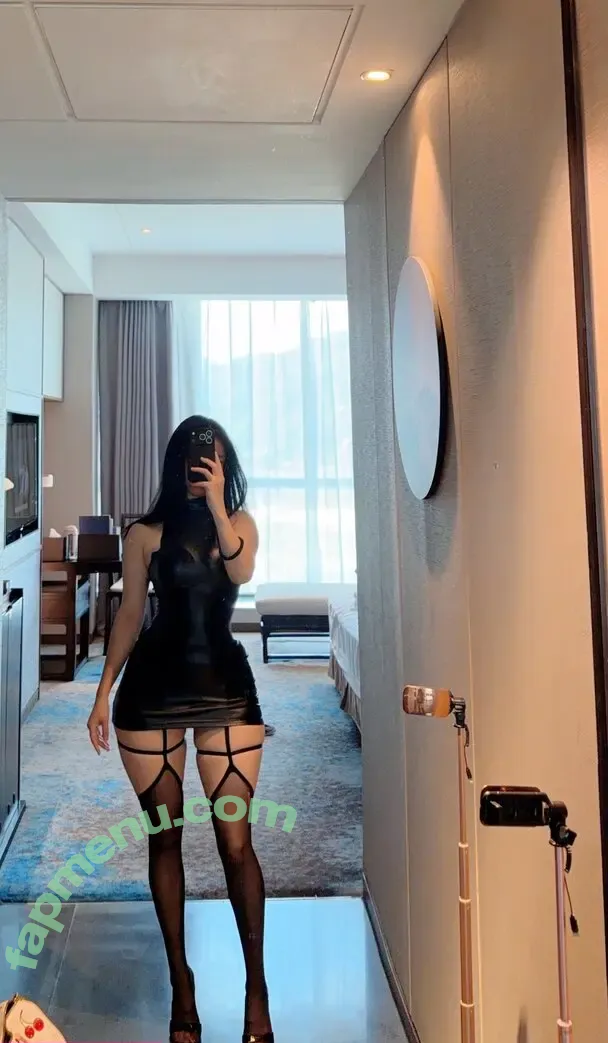 QiaoniuTT nude photo #6888 (俏妞)