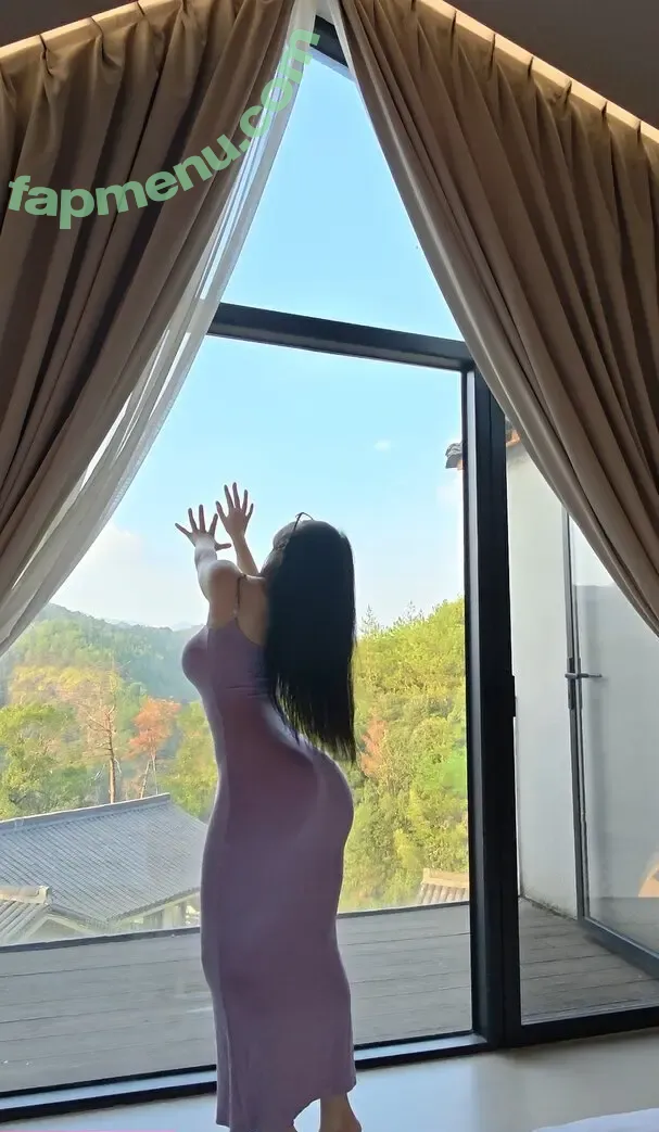 QiaoniuTT nude photo #6948 (俏妞)