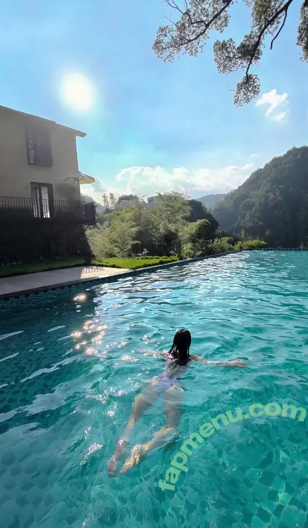 QiaoniuTT nude photo #6953 (俏妞)