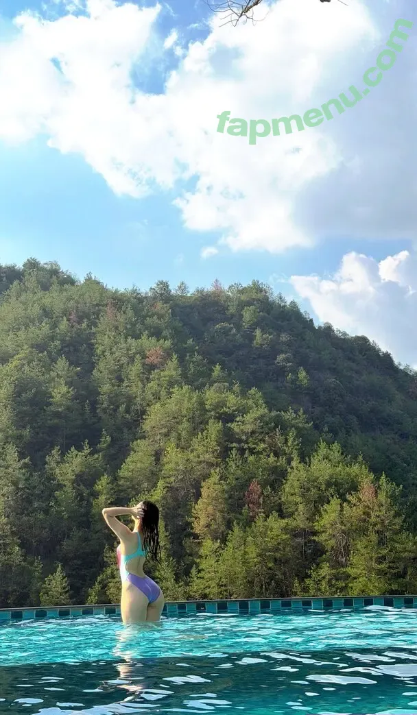 QiaoniuTT nude photo #6959 (俏妞)