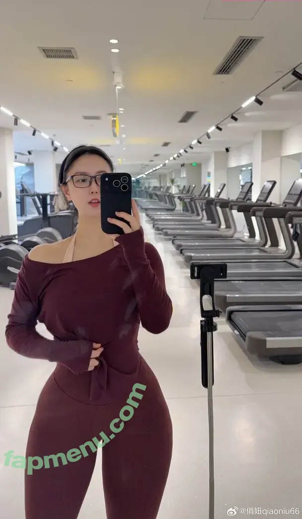 QiaoniuTT nude photo #7030 (俏妞)