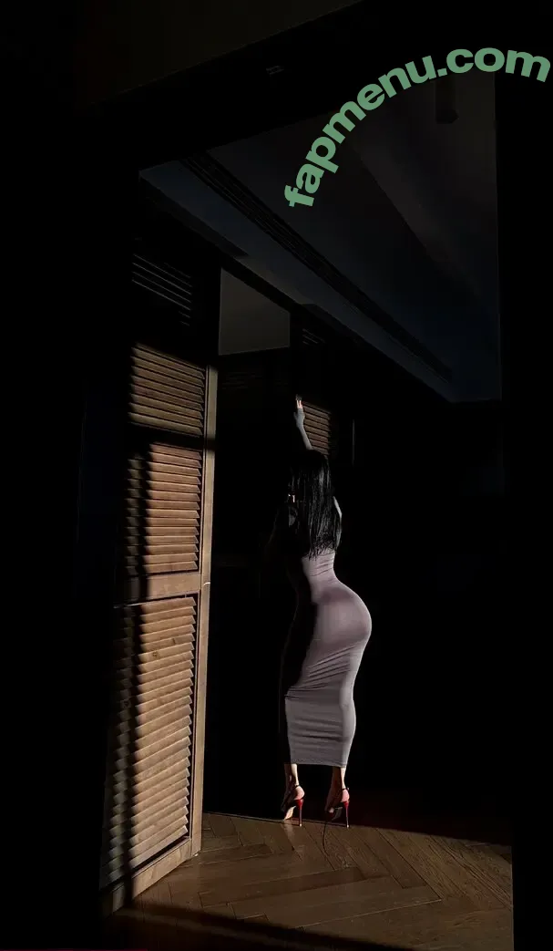 QiaoniuTT nude photo #7088 (Qiaoniu / 俏妞qiaoniu)