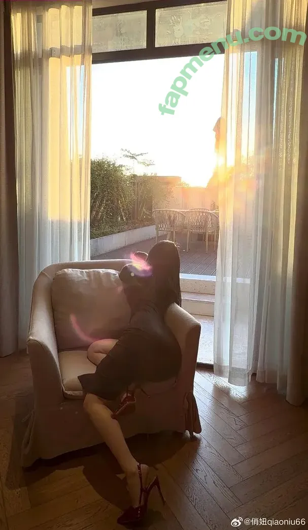 QiaoniuTT nude photo #7094 (Qiaoniu / 俏妞qiaoniu)