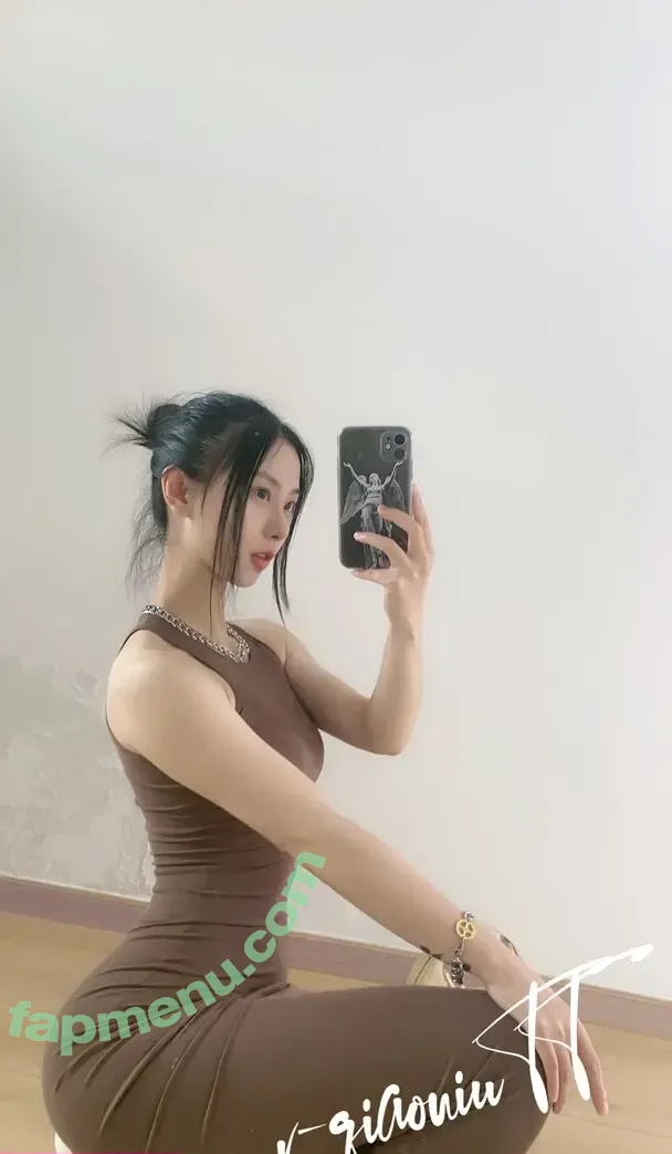 QiaoniuTT nude photo #7319 (Qiaoniu / 俏妞qiaoniu)