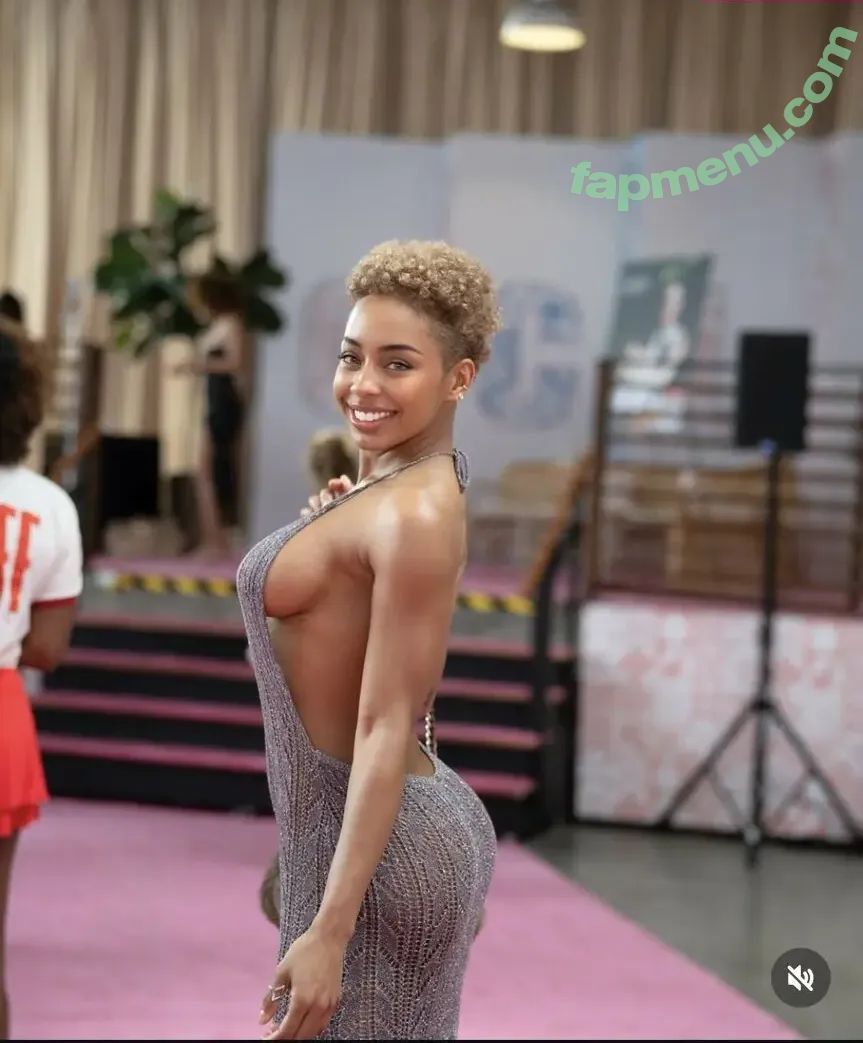 Qimmah Russo nude photo #0067 (qflex_4life / qimmahrusso)