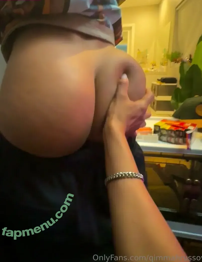 Qimmah Russo nude photo #0038 (qflex_4life / qimmahrusso)