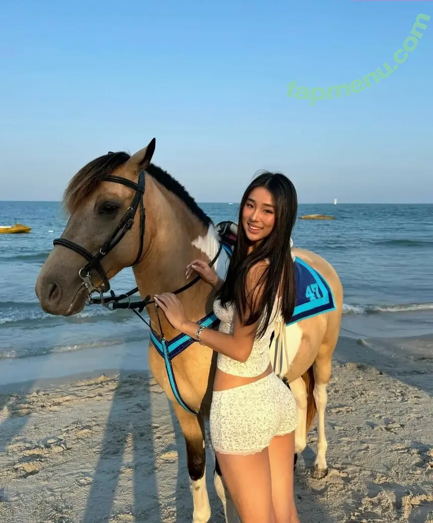 qingqingya99 nude photo #0028 (qingqingya99)