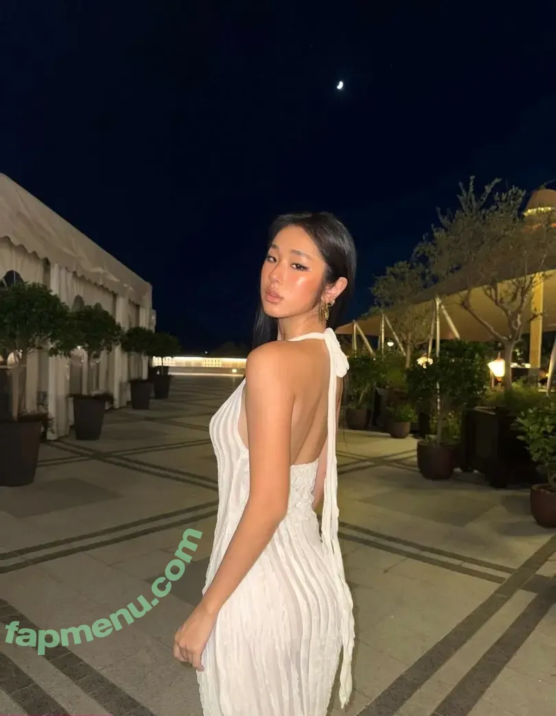 qingqingya99 nude photo #0052 (qingqingya99)