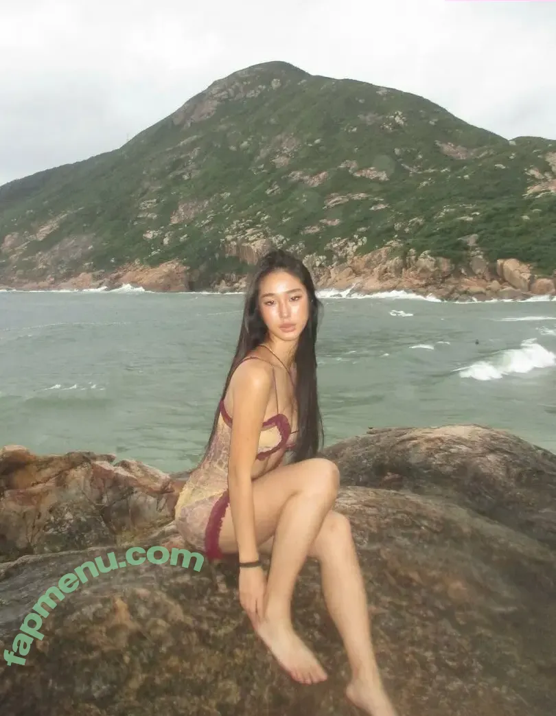 qingqingya99 nude photo #0070 (qingqingya99)