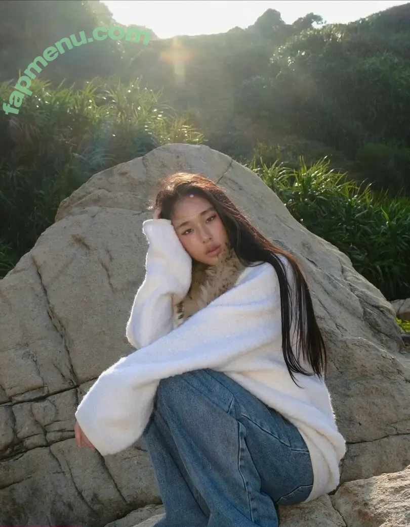 qingqingya99 nude photo #0110 (qingqingya99)