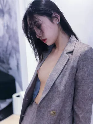 Qinweiyingjie / qinweiyingjie_ nude photo #0171