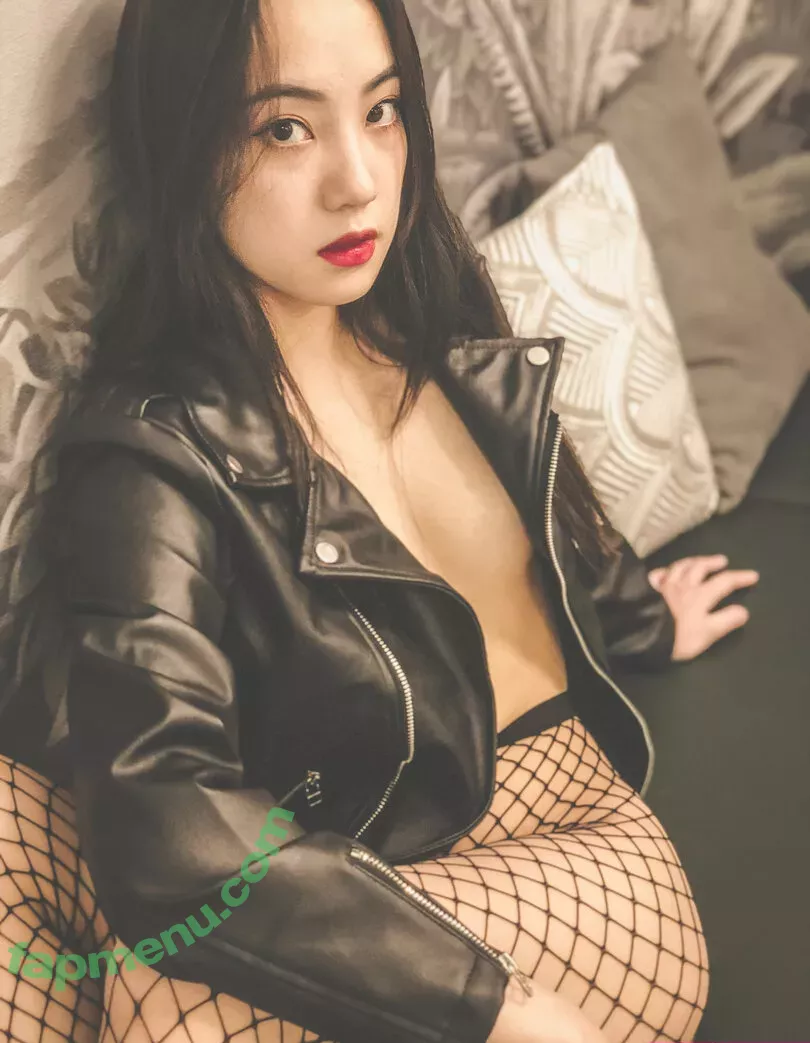 Qinweiyingjie nude photo #0120 (qinweiyingjie_)
