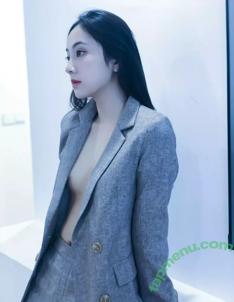 Qinweiyingjie nude photo #0136 (qinweiyingjie_)