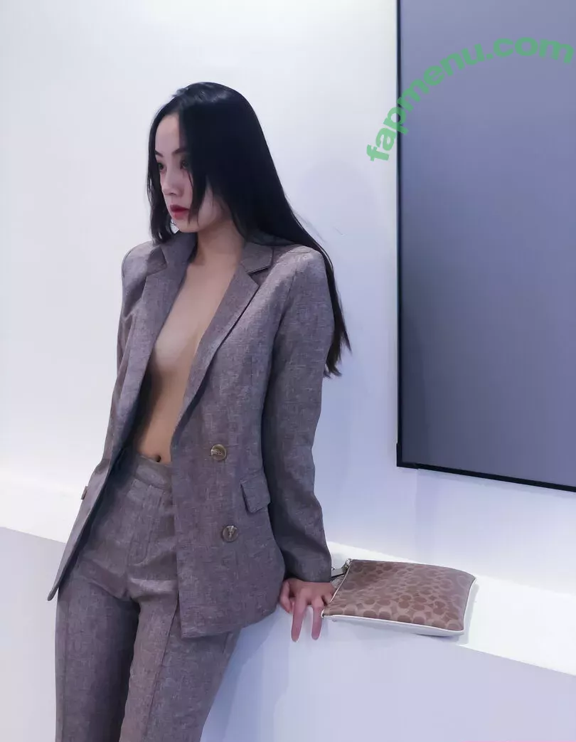 Qinweiyingjie nude photo #0141 (qinweiyingjie_)