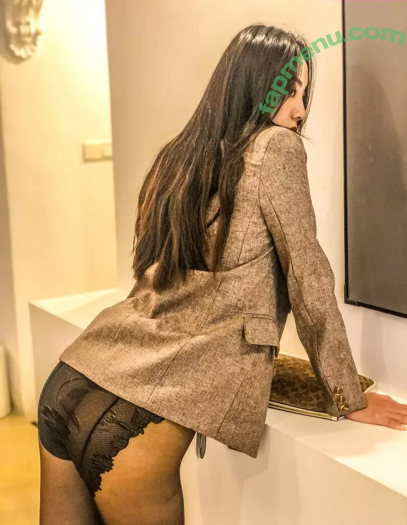 Qinweiyingjie nude photo #0163 (qinweiyingjie_)