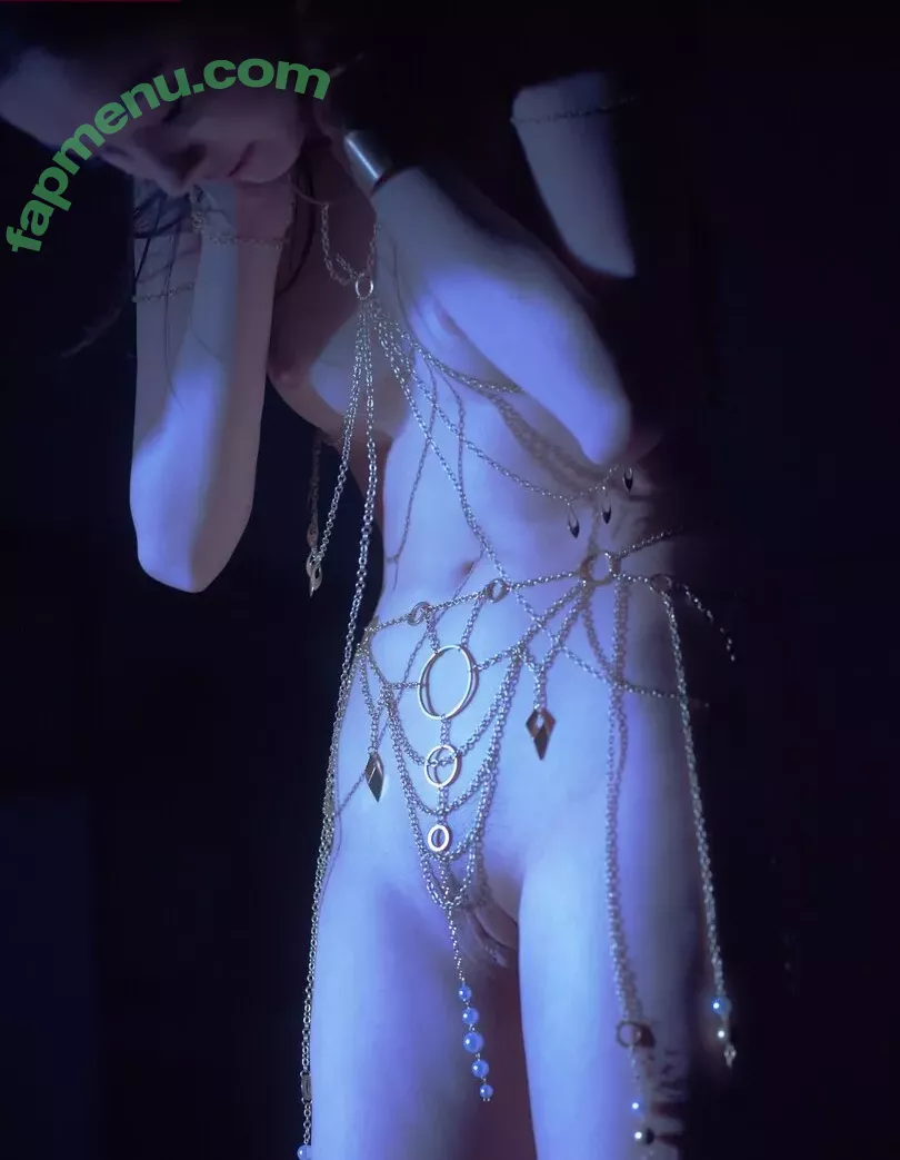 Qinweiyingjie nude photo #0176 (qinweiyingjie_)