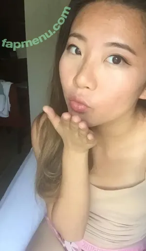  nude photo #0004