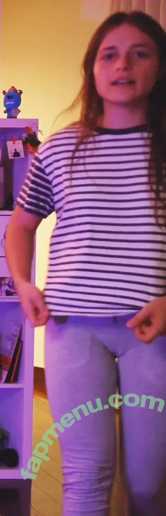 qoqsik nude photo #0028 (qoqsik1)