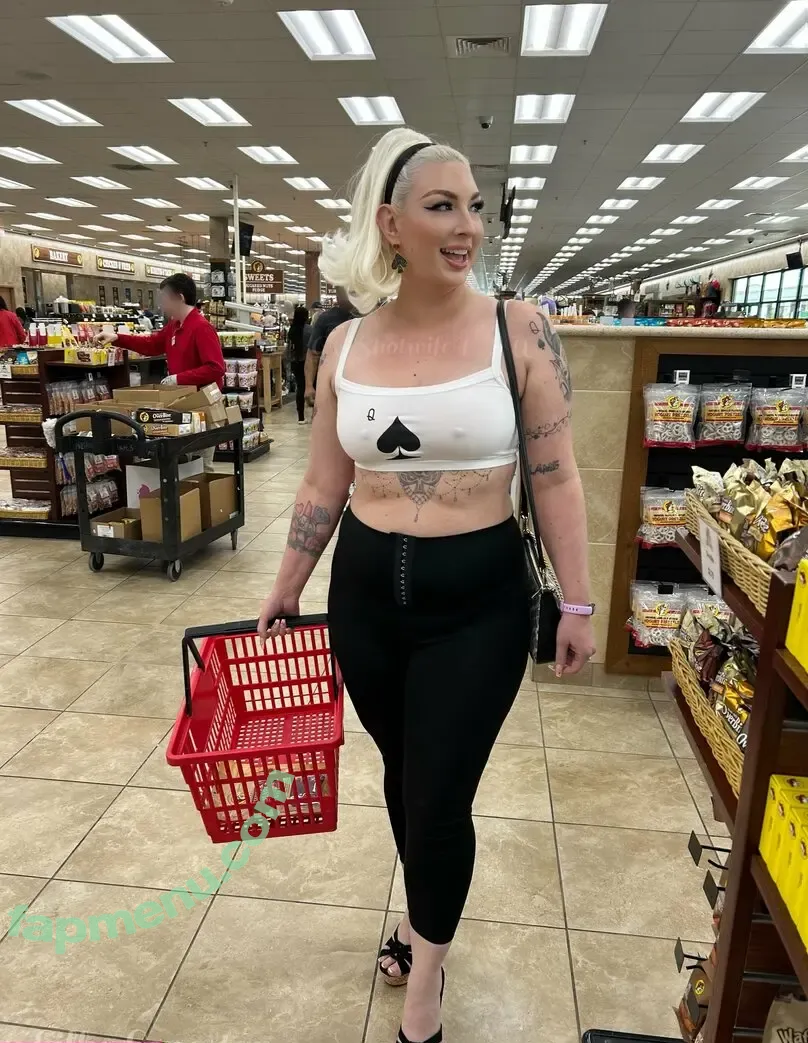 qoshotwifedfw nude photo #0028 (lillylonestarqos)