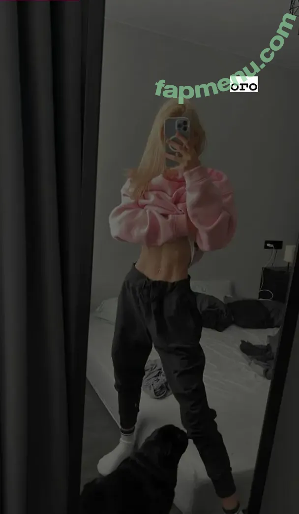 qqtati nude photo #0012 (gtfobae)