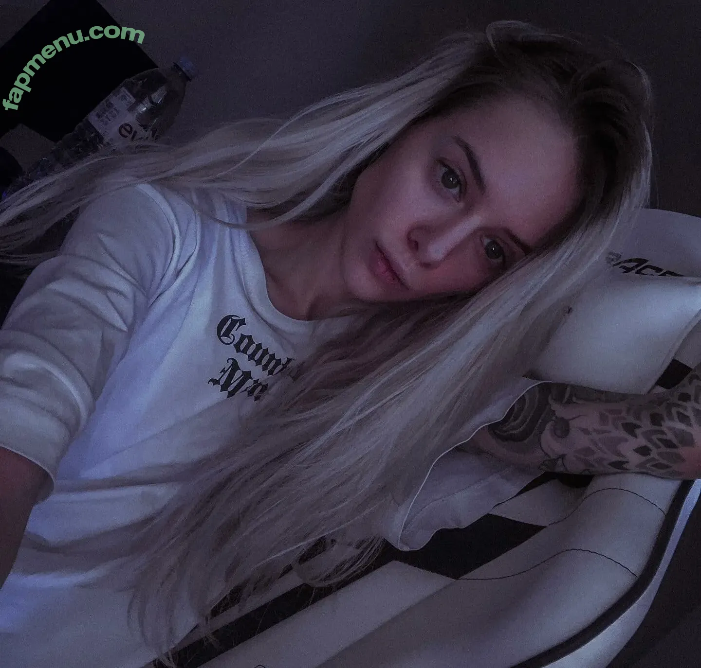 qqtati nude photo #0034 (gtfobae)