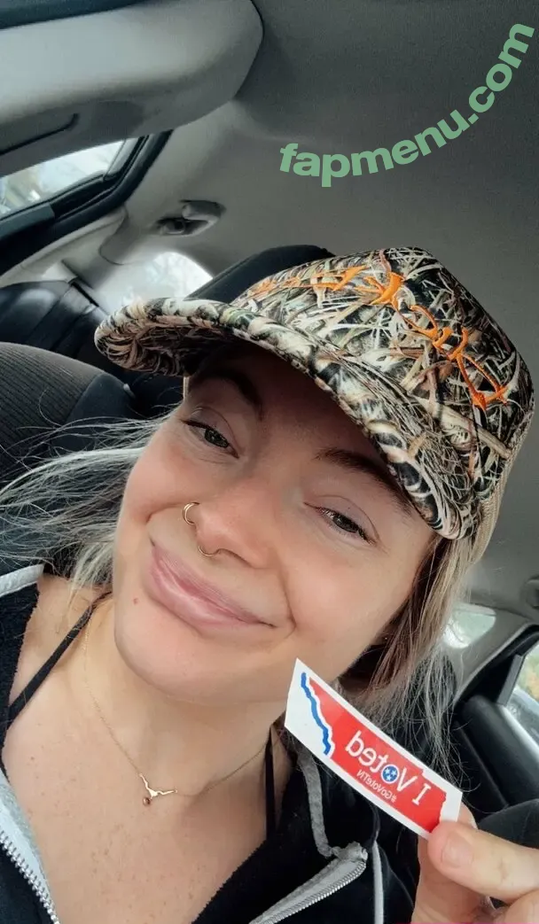 qquueeeennbbbb nude photo #0003 (qquueeeennbbbb)