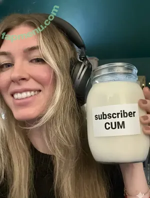 QTCinderella nude photo #0700