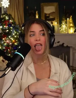 QTCinderella nude photo #0730