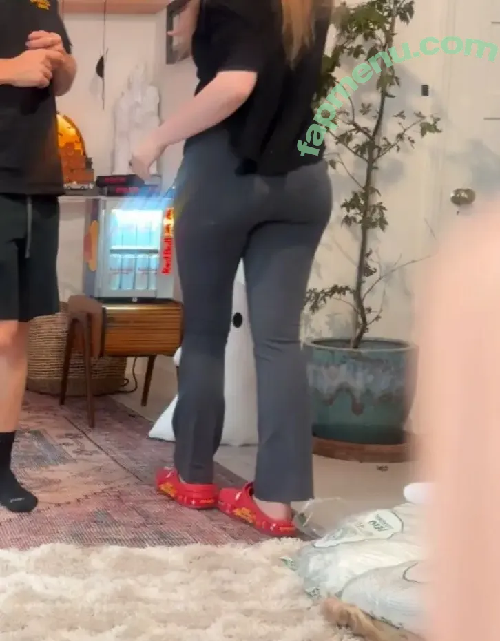 QTCinderella nude photo #0675 (QTCinderella)