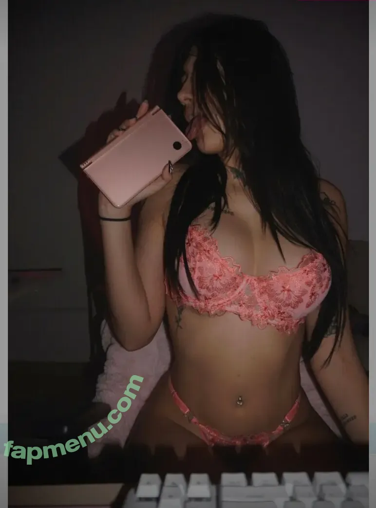 qtfoxyy nude photo #0058 (qtnicolee)