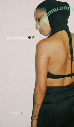Quannah Chasinghorse / quannah.rose nude photo #0118