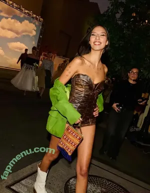 Quannah Chasinghorse / quannah.rose nude photo #0131