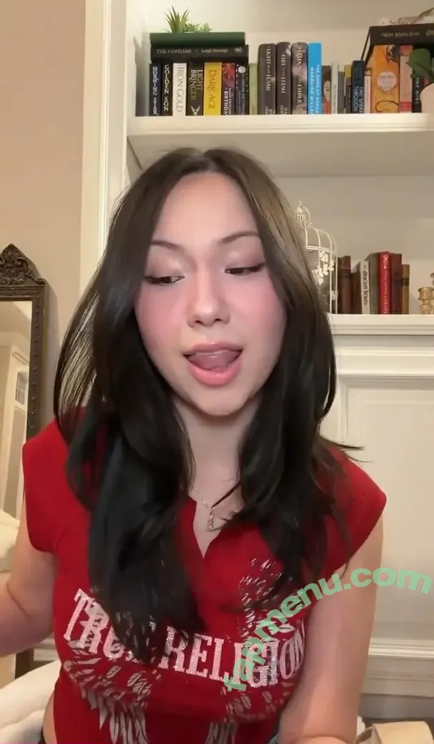 QuarterJade nude photo #1544 (u160568833)