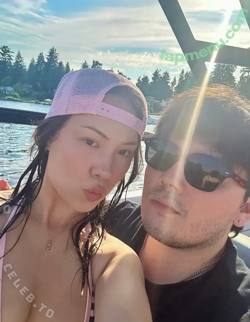 QuarterJade nude photo #1551 (u160568833)