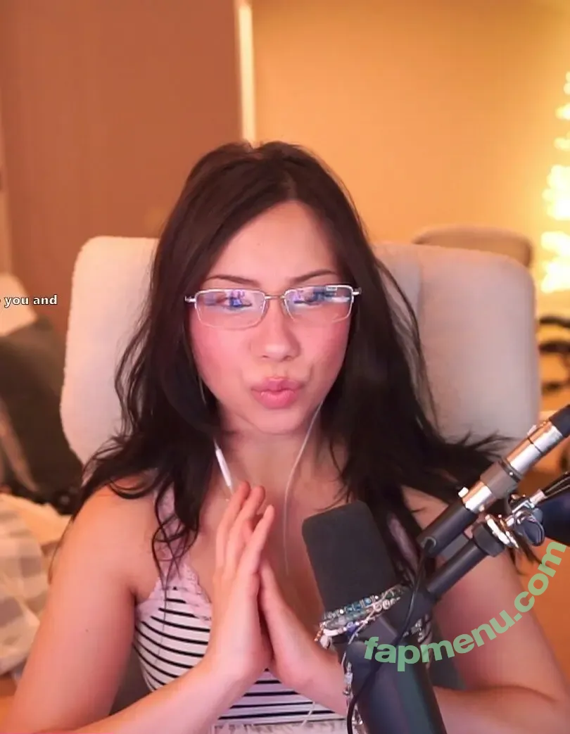 QuarterJade nude photo #1559 (Jodi / u160568833)