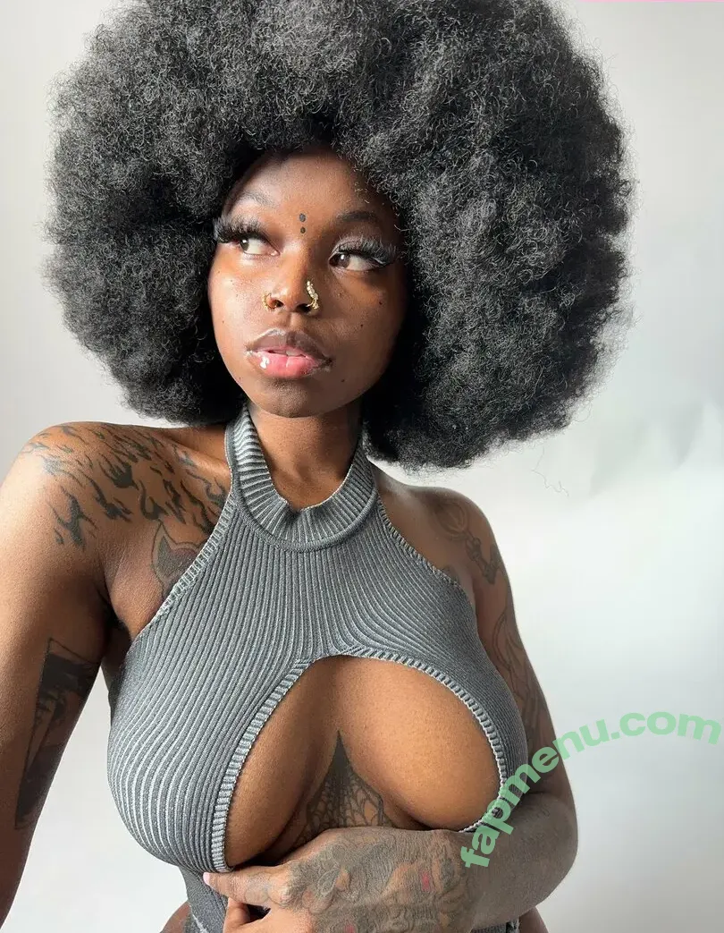 Quediaz nude photo #0076 (Diazlei / Gamergirldiaz / uchihadia)