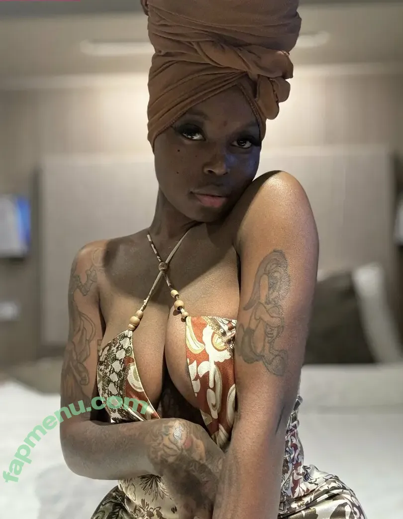 Quediaz nude photo #0089 (Diazlei / Gamergirldiaz / uchihadia)