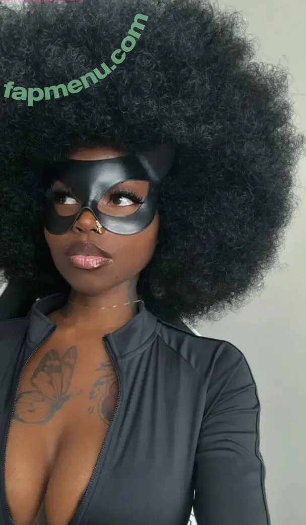 Quediaz nude photo #0090 (Diazlei / Gamergirldiaz / uchihadia)